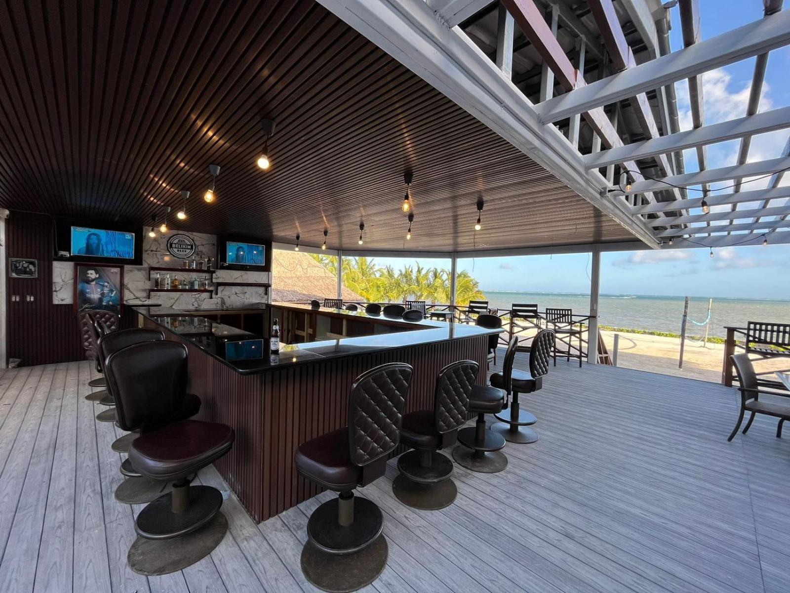 Captain Morgan'S Retreat サン・ペドロ エクステリア 写真